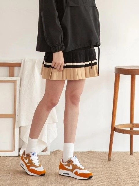 Pleats Knit Skirt Black