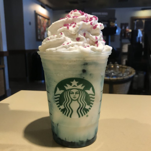 Starbucks 2018 Limited Crystal Ball Frappuccino