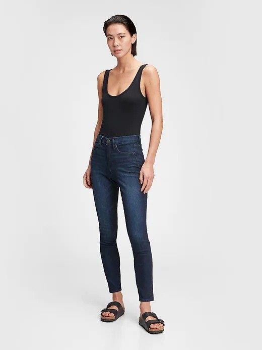 High Rise Skinny Jeans with Secret Smoothing Pockets With Washwell™