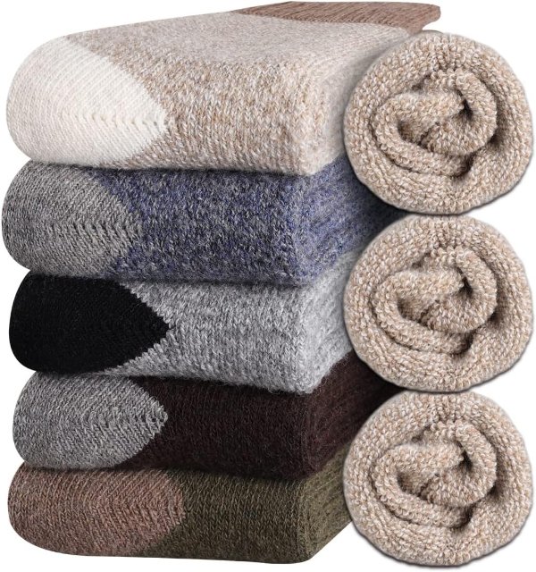 Amazon Heatuff Men's Winter Wool Socks Warm Soft Full Cushion Crew Socks (5 Pairs)