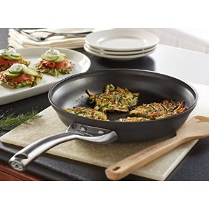 Calphalon Contemporary Hard-Anodized Aluminum Nonstick Cookware, Omelette Fry Pan, 10-inch, Black