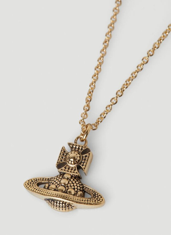 Mayfair Pendant Necklace in Gold