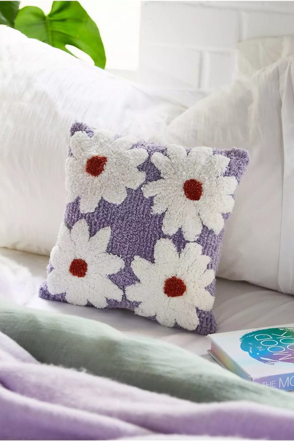 丁香紫花朵抱枕