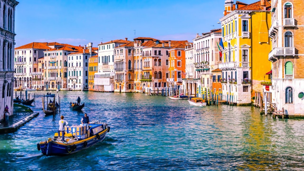 威尼斯旅游攻略 - 威尼斯必去景点攻略！领略独一无二的“水城”Venice风情~