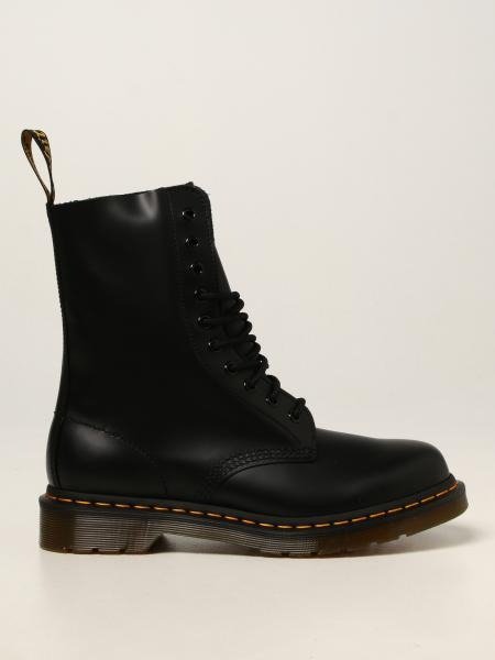 1490 Smooth boots in smooth leather