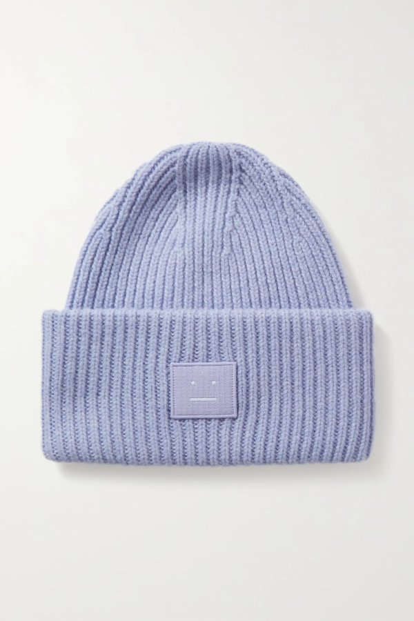 Pansy appliqued ribbed wool beanie