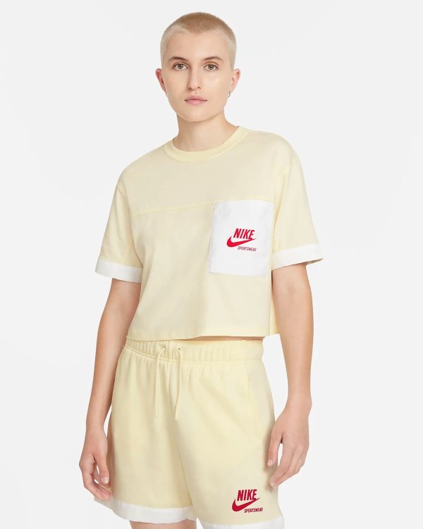 Sportswear HeritageWomen's Oversized Short-Sleeve Top
