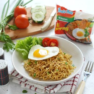 Indomie Mi Goreng Instant Stir Fry Noodles, Halal Certified, Original Flavor,30 Count