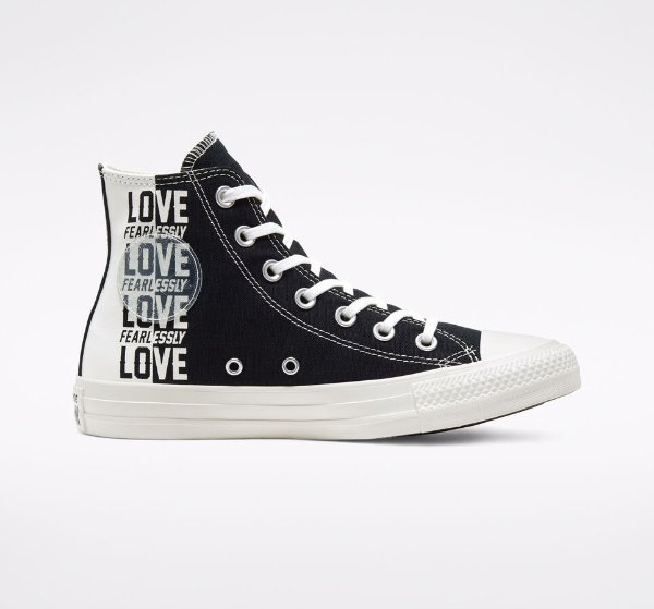 ​Love Fearlessly Chuck Taylor 运动鞋