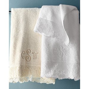 Matouk Callista Lace Towel