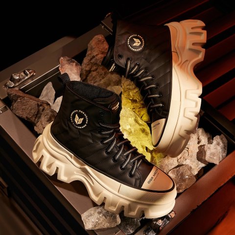 5707020da77ed4b8eb3cef9.