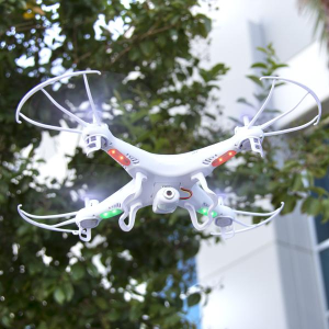 Last Day: 6-Axis Quadcopter Drone with Camera and Remote Control - White