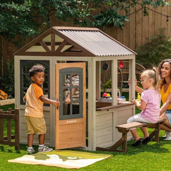Outdoor Solid Wood Playhouse