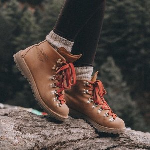 Mountain Steals Hiking Footwear