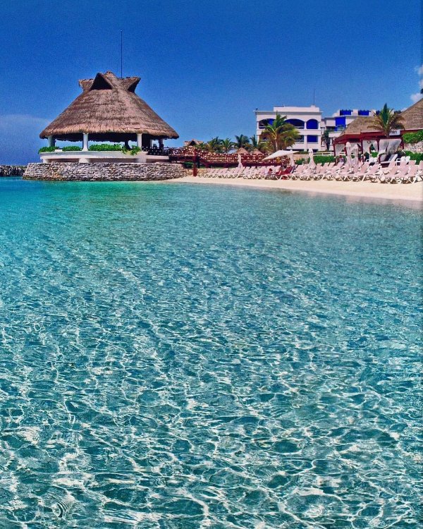 hrhrivieramaya_41859067_571142539990591_2903307238362596311_n.jpg