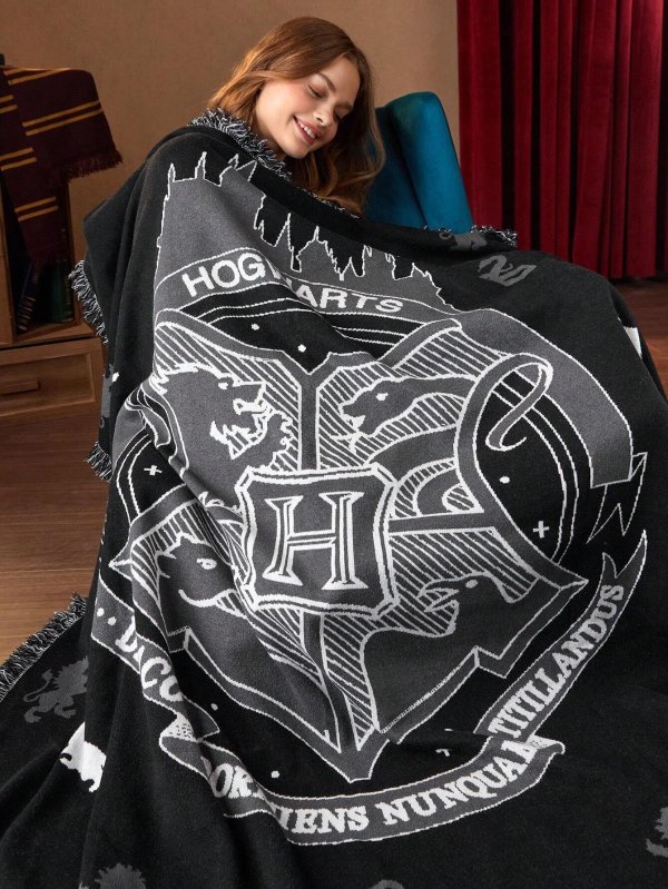 HARRY POTTER X SHEIN Black Knitted Sofa Blanket