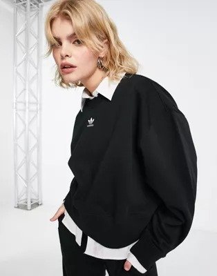 Essentials sweatshirt in black
