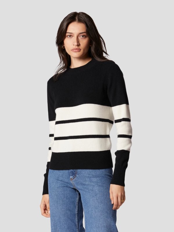 Women's Corma Sweater True Black Nature White Wool