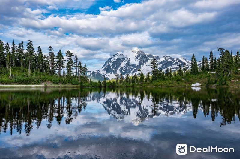 north-cascades-national-park-picture-lake-mount-shuksan.jpg