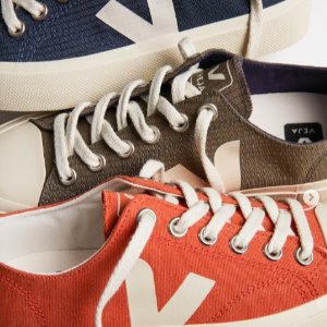 Veja 运动鞋$78起速秒！Nordstrom 夏日美鞋专场低至4折 收NB 550运动鞋！