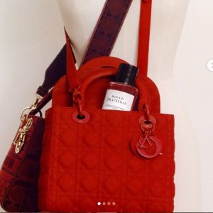 24S 红色系包包 Gucci、Fendi、Celine全在线 点亮新年