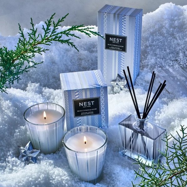 Blue Cypress & Snow Classic Candle