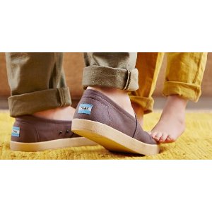 Toms Shoes and Accessories On Sale @ Zulily.com