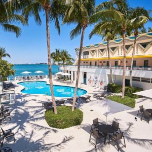 迈阿密海滩度假酒店 价格经济 直接步行到沙滩 可免费取消