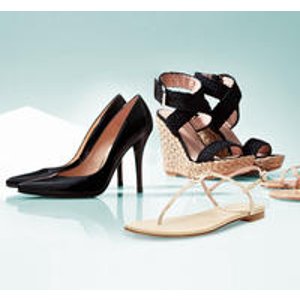 Stuart Weitzman Designer Shoes, Versace Designer Scarves, Sandro Women's Designer Apparel on Sale @ Gilt