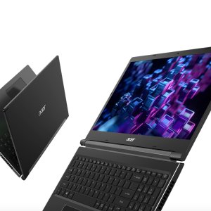 Acer Aspire 7 Laptop (i7-8705G, RX Vega M GL, 8G, 512G)