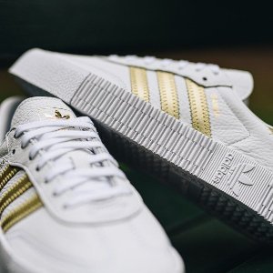 adidas Women Sale on Shoes Clothing