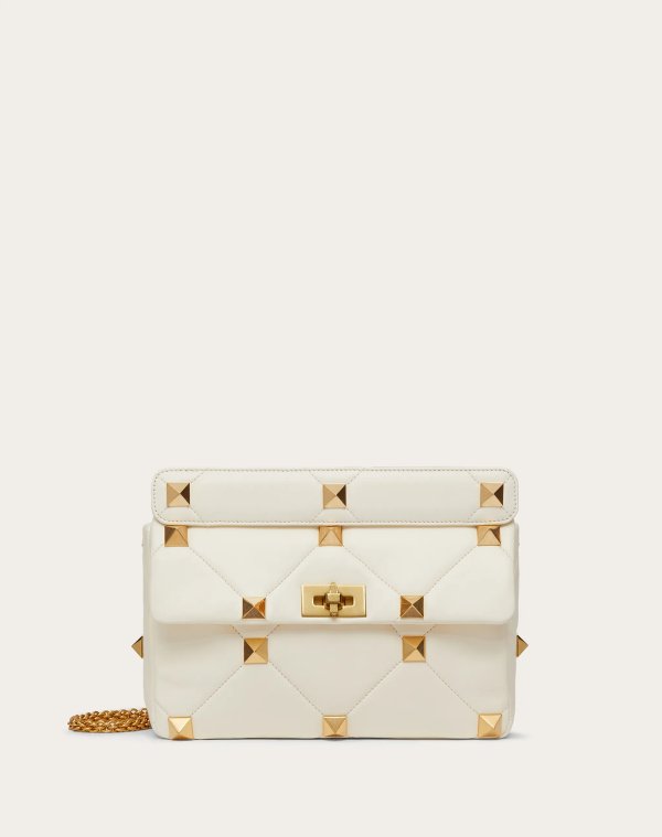 Large Roman Stud The Shoulder Bag in Nappa with Chain for Woman | Valentino Online Boutique
