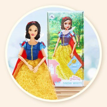 Snow White 经典娃娃