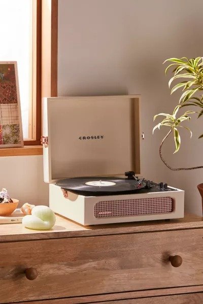 UO Exclusive Cream Rose Gold Voyager Bluetooth Record Player