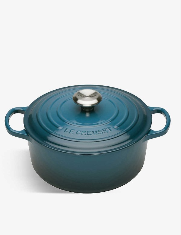 Signature round cast iron casserole dish 24cm