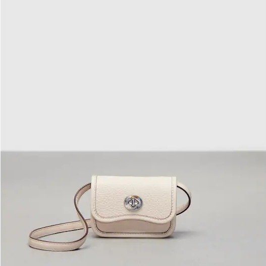 Wavy Wallet With Crossbody Strap In Coachtopia Leather