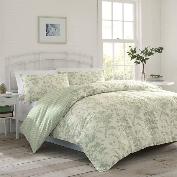 Natalie Reversible Floral Cotton 5 Piece Comforter SetNatalie Reversible Floral Cotton 5 Piece Comforter SetRatings & ReviewsCustomer PhotosQuestions & AnswersShipping & ReturnsMore to Explore