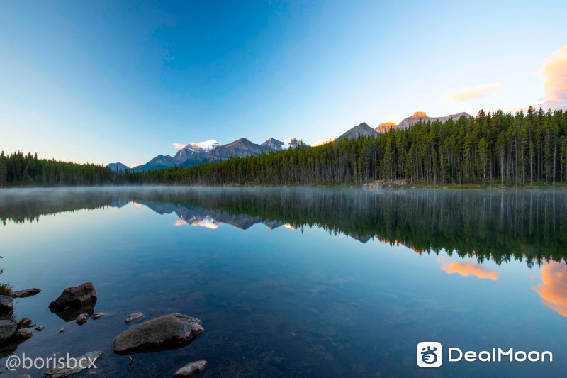 herbert_lake_sunrise.jpg