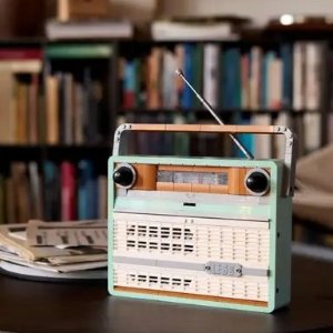 $99.99 六月一日上市新品预告：听新闻 or 播音乐？能“发声”的 LEGO 复古收音机