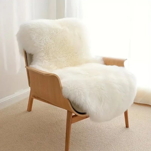 1pc Imitation Wool Cushion, Plush Carpet, Indoor Living Room Modern Simple Floor Mat, Suede Fleece Bottom Long Imitation Wool Carpet Home Decor