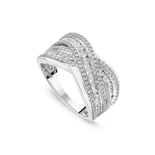 铂金1克拉圆形和长方形钻石交叉戒指