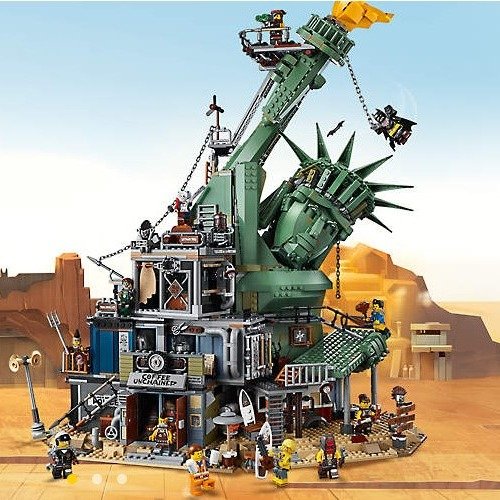 Welcome to Apocalypseburg! - 70840 | THE LEGO® MOVIE 2™ | LEGO Shop