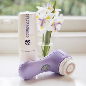With $125+ One Step Camellia Cleansing Oil Purchase @ Tatcha