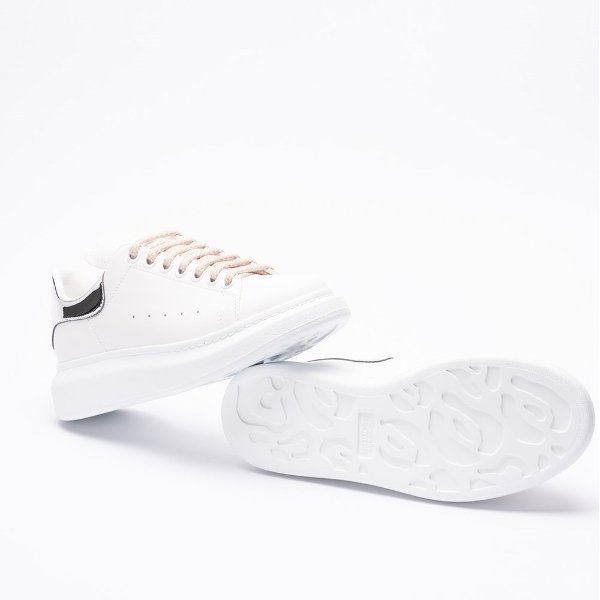 `Oversized` Sneakers