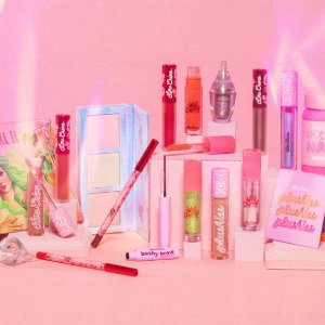 Sitewide Sale @ Lime Crime