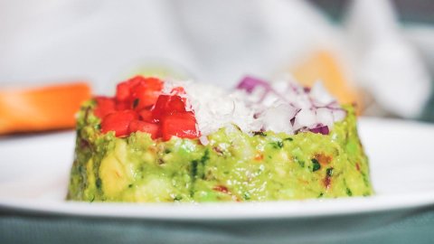 自制超美味Guacamole 🥑 完胜市售牛油果酱 | 附牛油果&酱的催熟与保存
