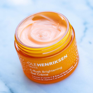 Sitewide + 4-pc Gift + FREE SHIPPING With $50+ purchase @ Ole Henriksen
