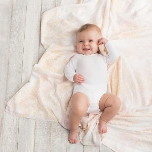 Aden and Anais 婴儿包巾，睡衣，围嘴等年末促销