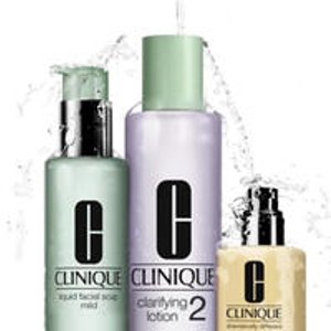 With Any Purchase @ Clinique  (Dealmoon 12.12 Day Exclusive)