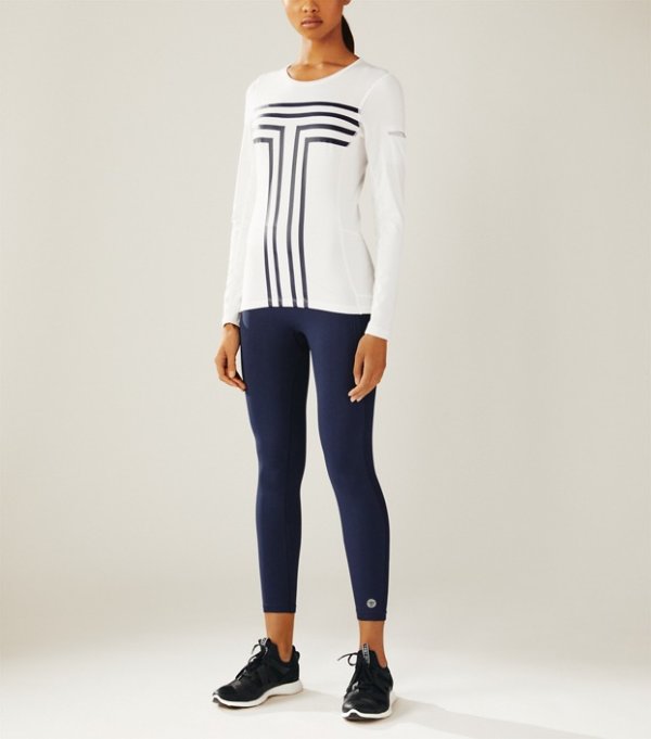 PERFORMANCE GRAPHIC-T LONG-SLEEVE TOP